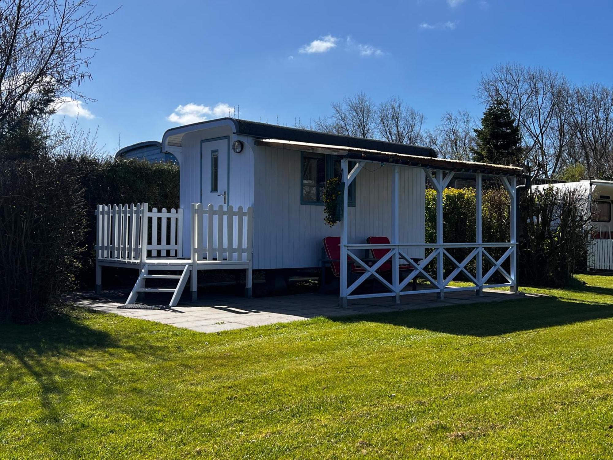 Shepherds Hut Oostvoorne Dış mekan fotoğraf